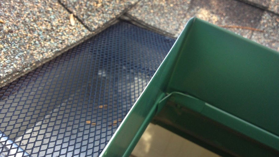Mesh gutter guards